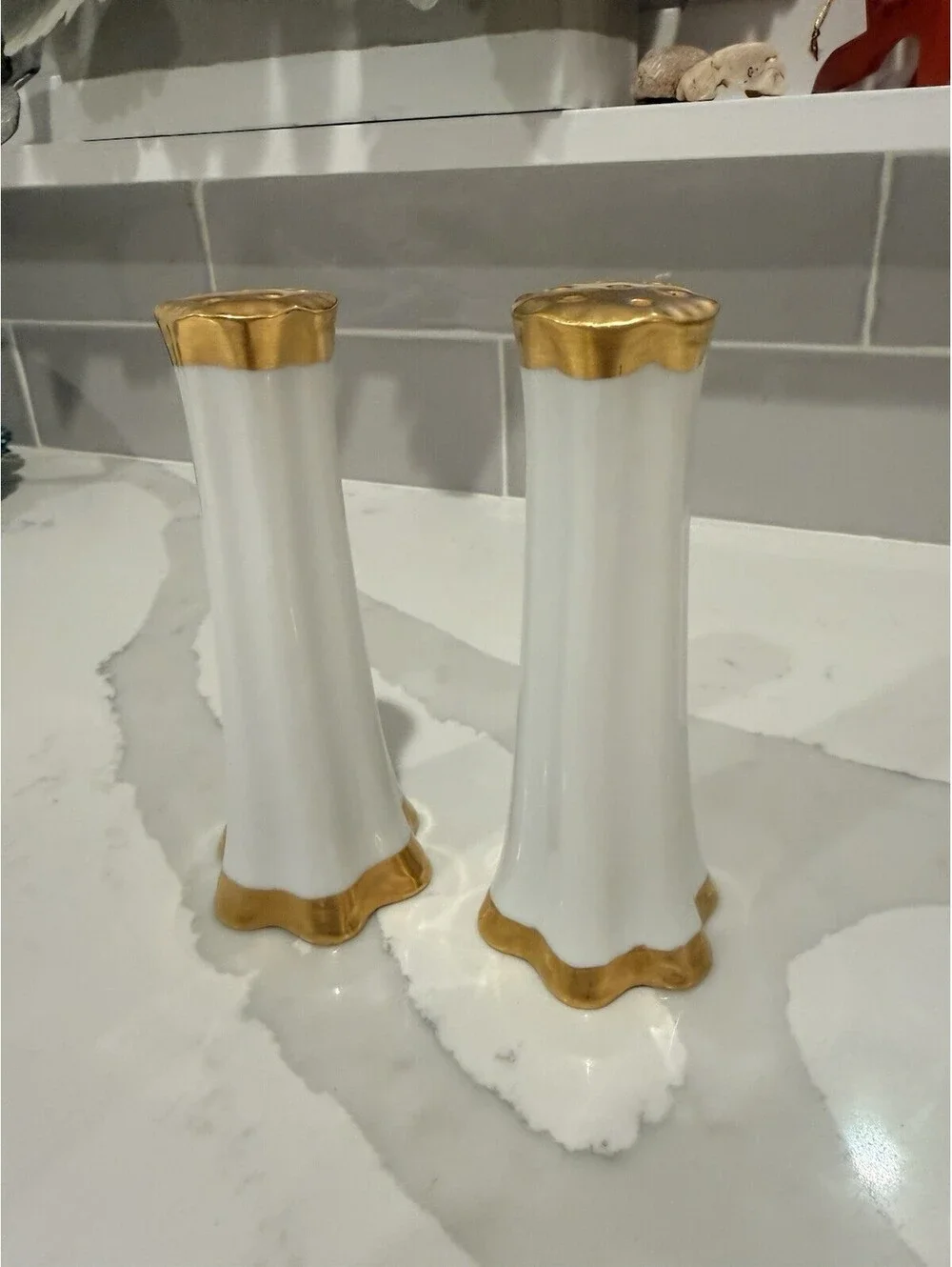 White fine porcelain w gold accents salt & pepper shakers 5